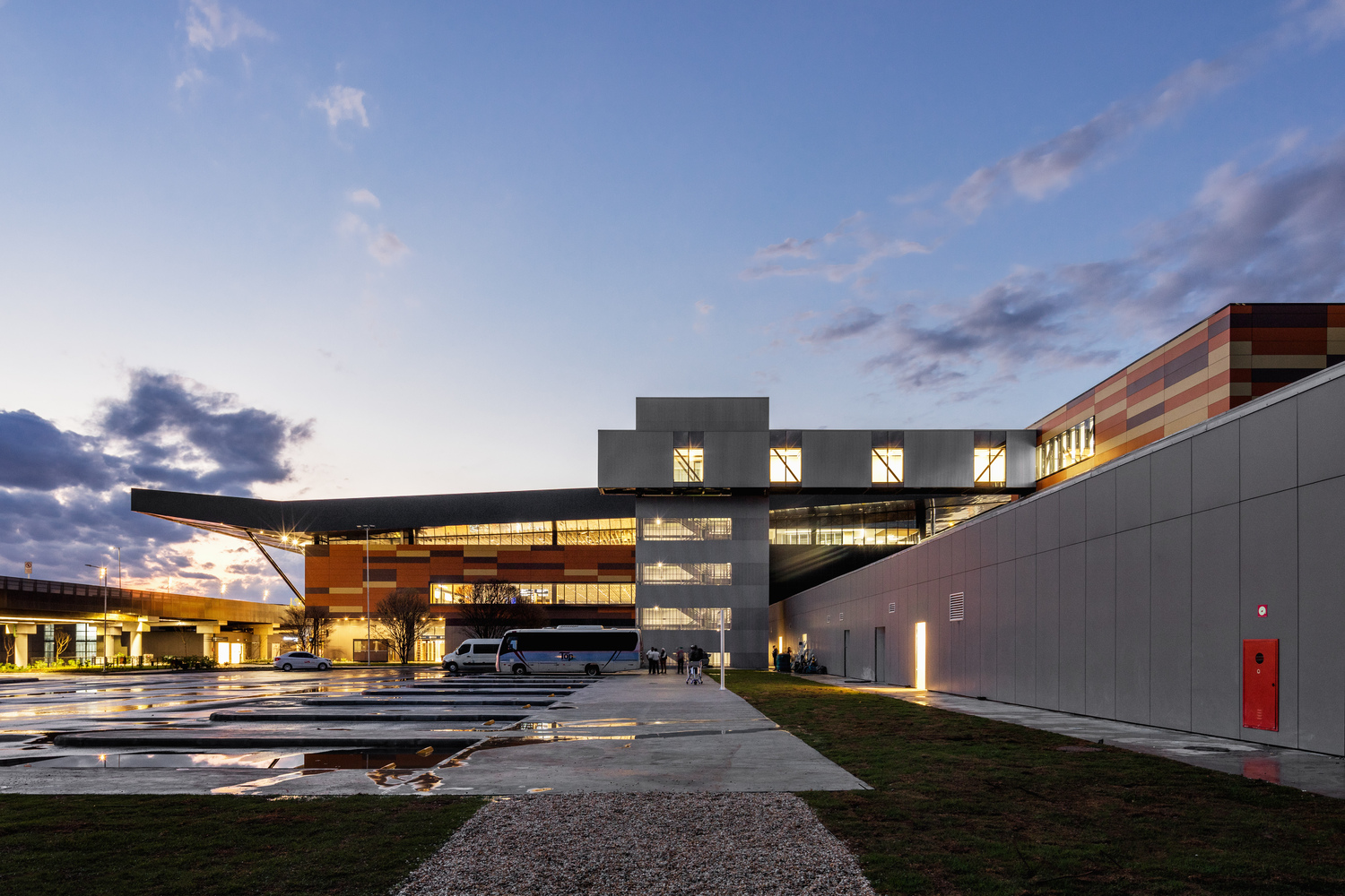  novo terminal do aeroporto de florianópolis - estacionamento